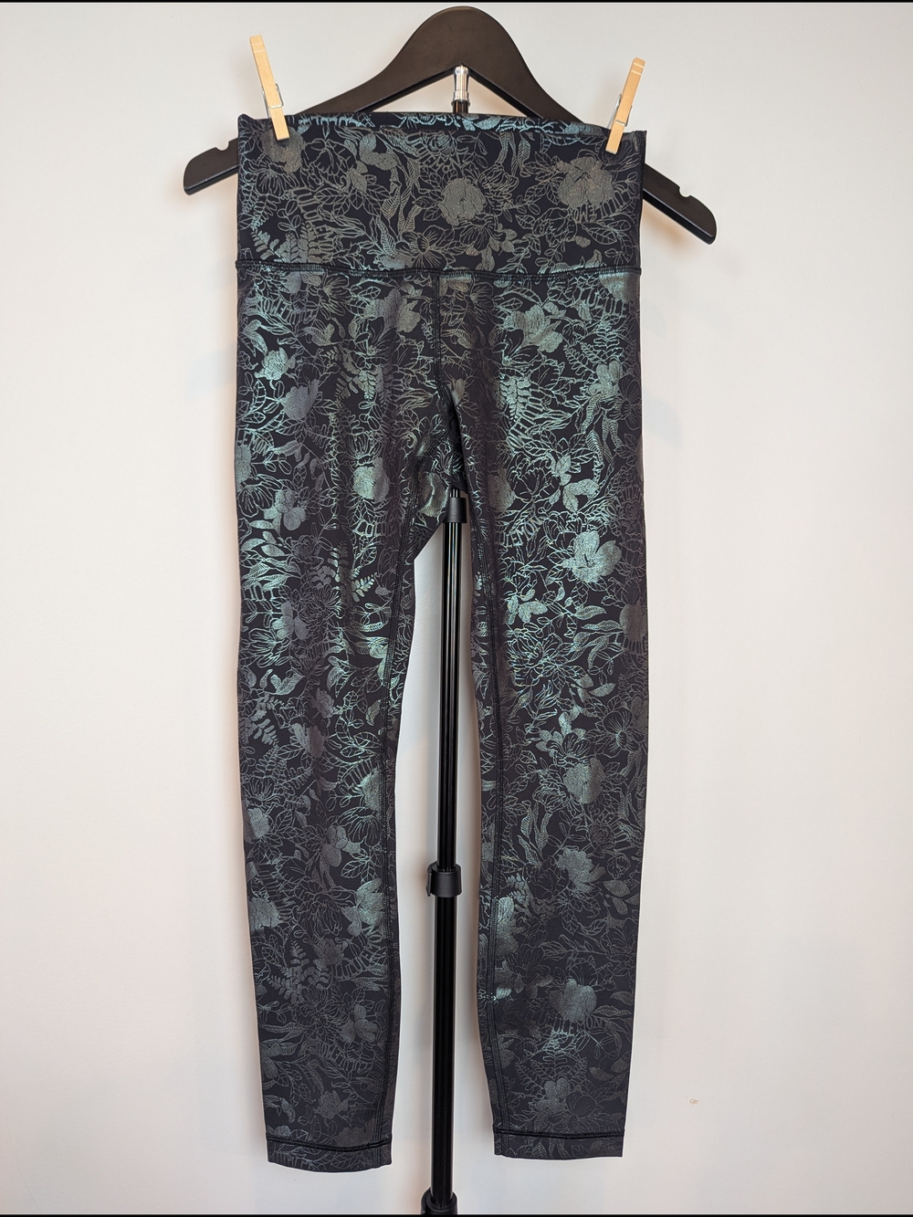 Lululemon Women's Size 6 Wunder Under High-Rise Tight Flourish Black Foil Ankle